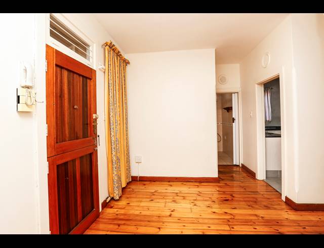 2.5 BEDROOM APARTMENT FOR SALE IN GLENWOOD